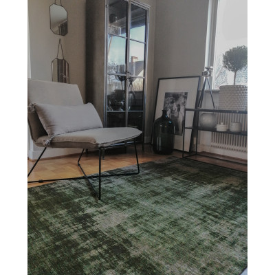 Läs mer om Rubi grön - maskinvävd matta