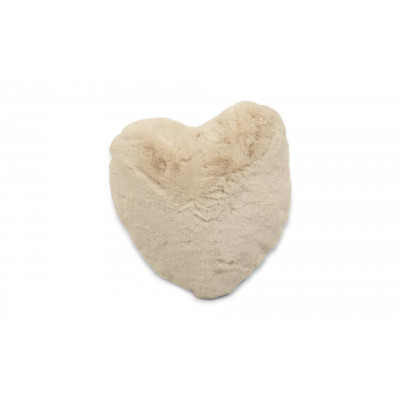 Läs mer om Fluffy heart beige - kudde i konstmaterial