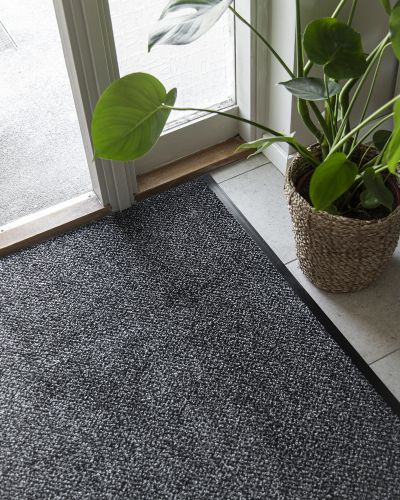 Strata svart/grå - entrématta på metervara