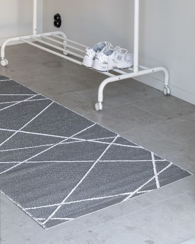 Line vitgrå - plastmatta