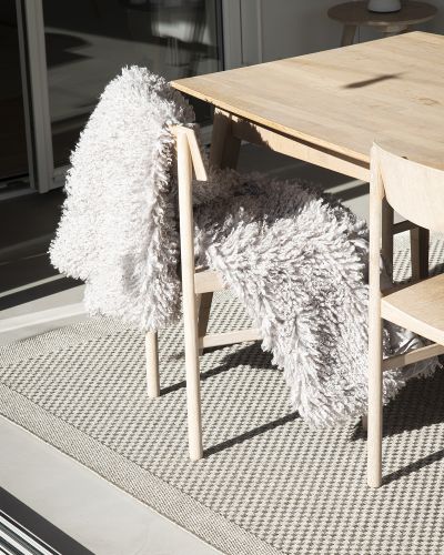 Wooly silver - konstgjord fårskinnspläd